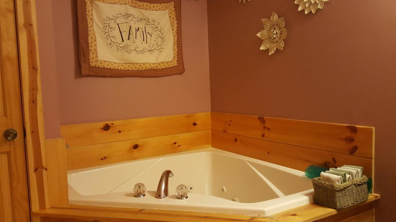 Amish Blessings Cabins 米勒斯堡 外观 照片