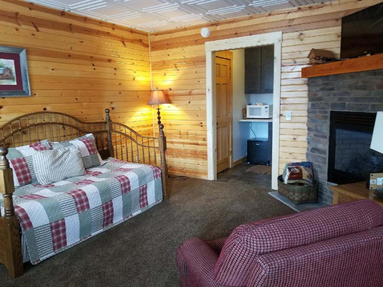 Amish Blessings Cabins 米勒斯堡 外观 照片